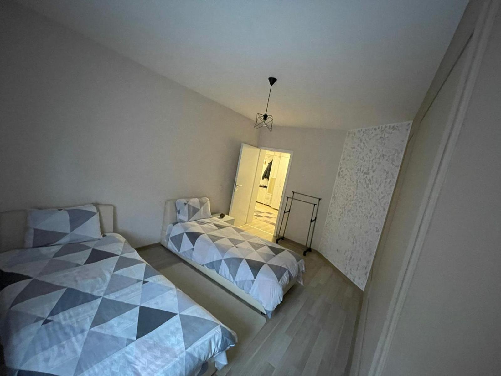 Prishtina Escape Apartments Priştine Dış mekan fotoğraf